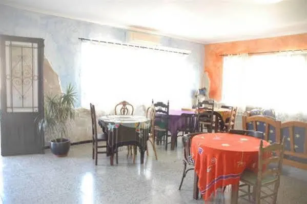 Hostal Paris Ciutadella 시우타데야 게스트하우스